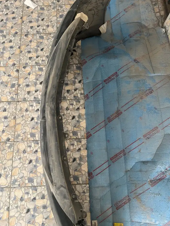 صدام كرولا 2010 2008 3