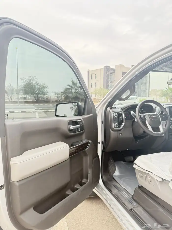 سييرا 2020 SLE نص فل دبل فضي 18