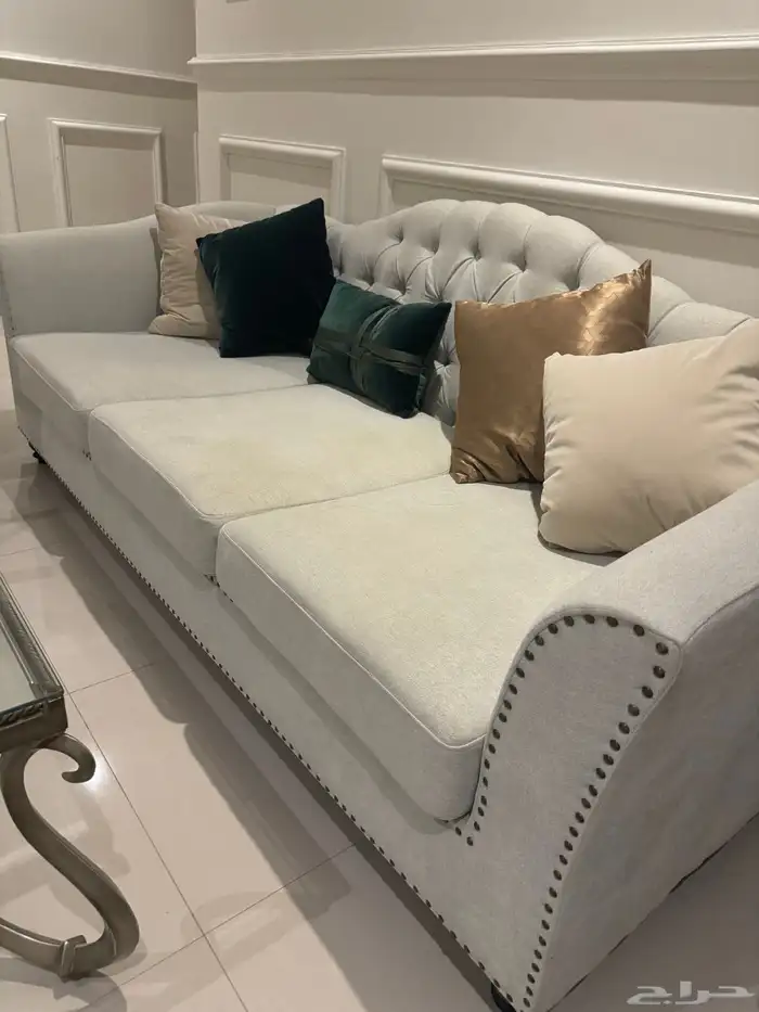 اثاث للبيع كنب سرير طاولة تلفزيون فرن 2