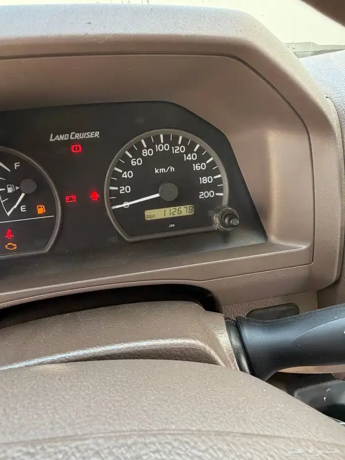 جيب ربع 2014 نظيف جدا  مشروط كامل 8