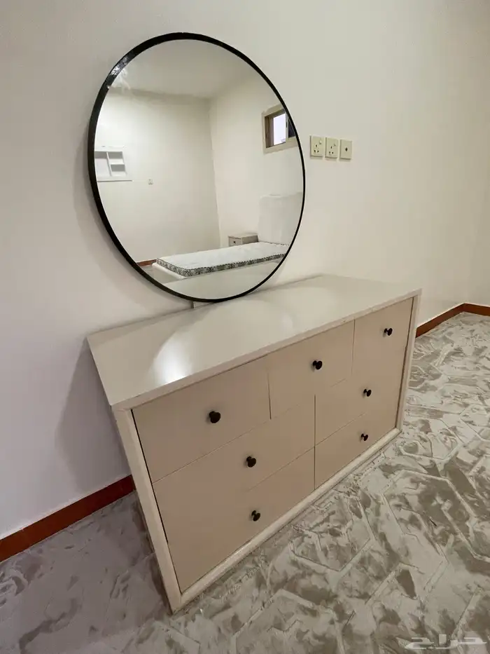 تفصيل غرف نوم والذكرت الخشبية والتنجيد ودن الأبواب 7