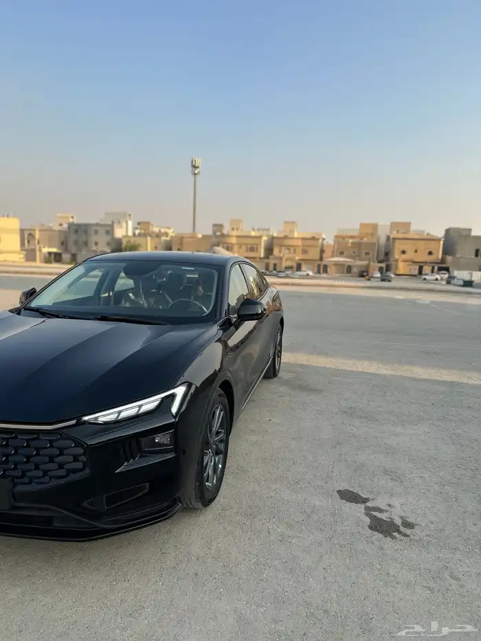 تورس 2025 امبيانتي لون اسود 3