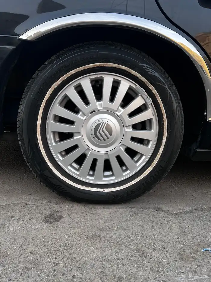 جنوط فورد مقاس16 مع كفراتها شبة جديدة 2