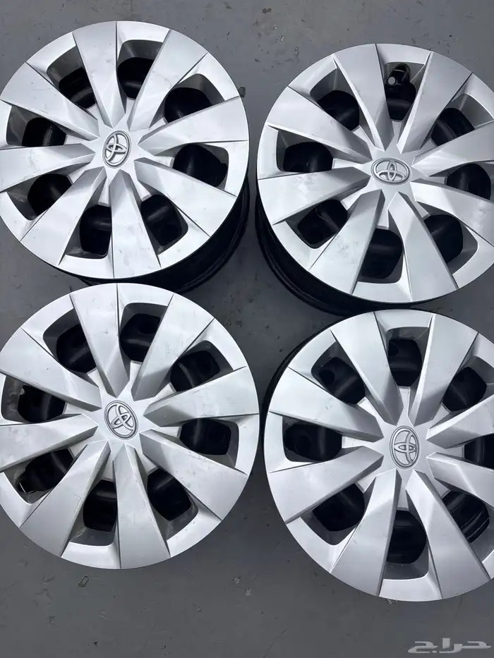 جنوط كورولا مقاس 15 اصلي بلد 2025 جديد اصفار مع طيس الوكاله 0