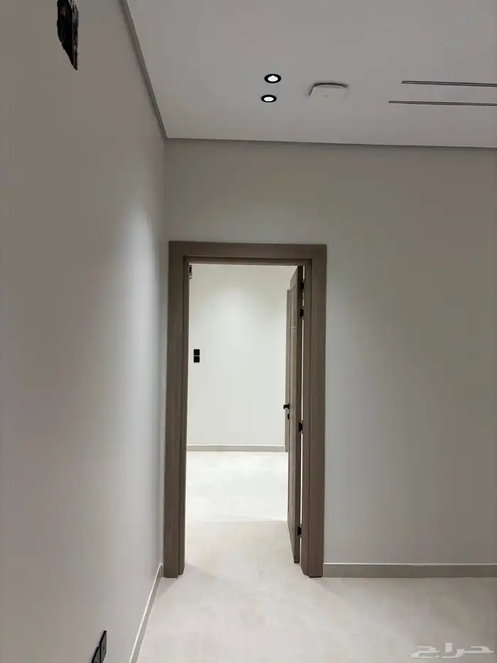 شقق دوبلكس فاخرة بموقع مميز بالحي الثامن 4