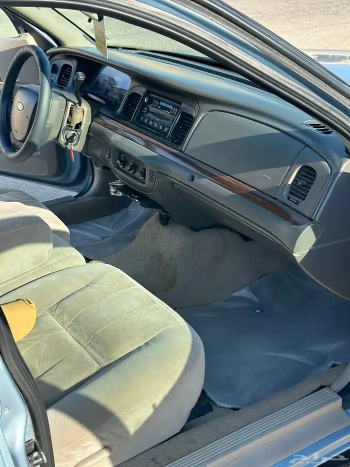 فورد فكتوريا 2006 18