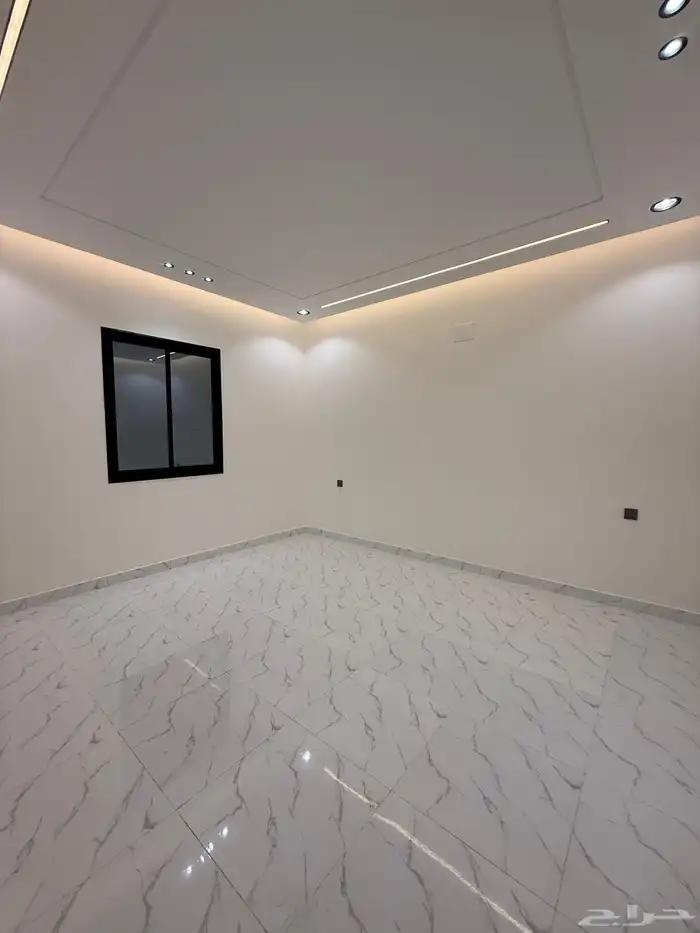 للبيع ارواف علويه وشقق ارضيه ببايكة سيارة ف شمال الخميس 33