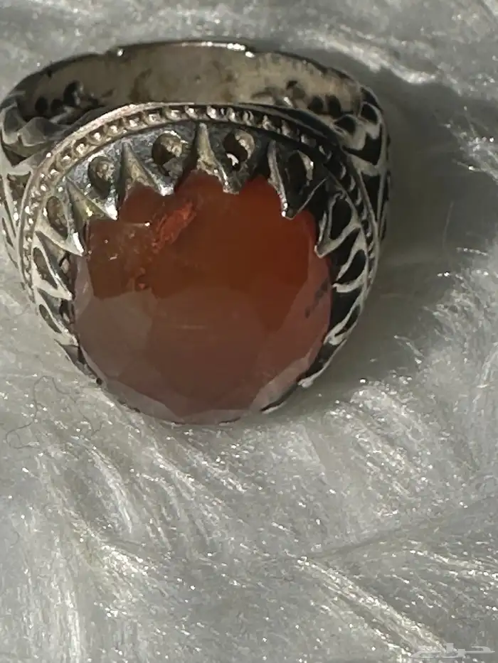 خاتم فضة بفص عقيق 0