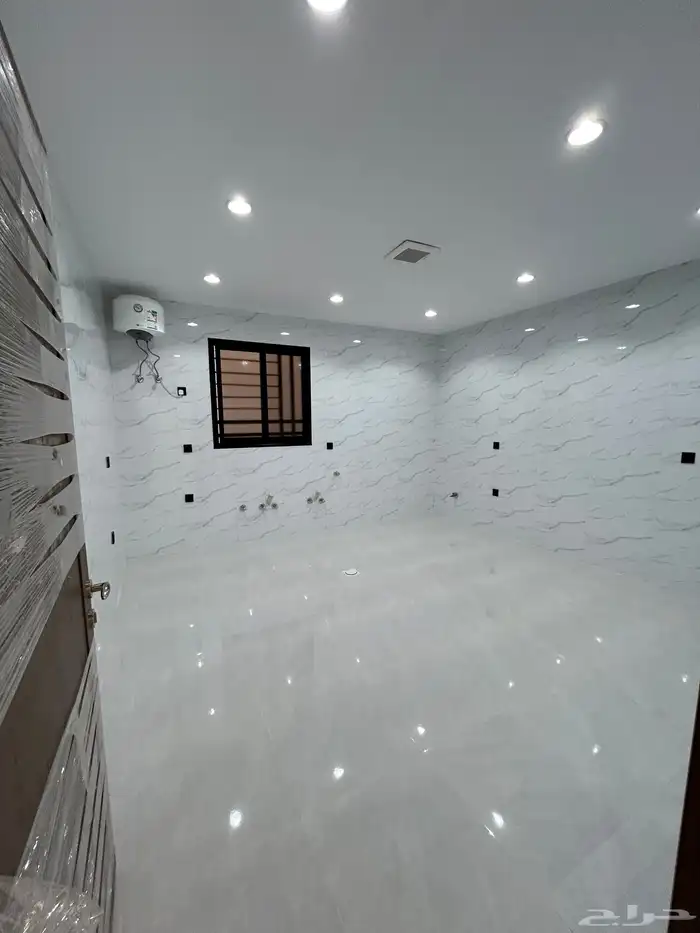 للبيع شقق فاخرة تشطيب فندقي حي الإسكان بسعر مناسب 11