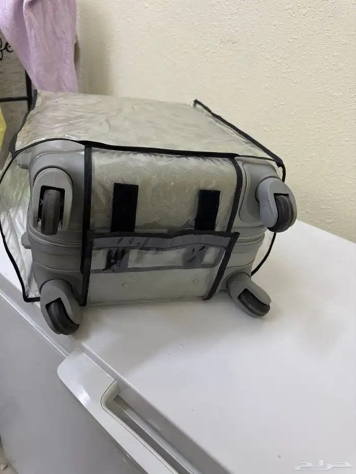 جديدة استعملتها تقريبا شهر ببيعها من 100 3