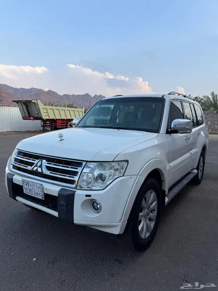 باجيرو 2011 مكينة كبيره فل كامل 1