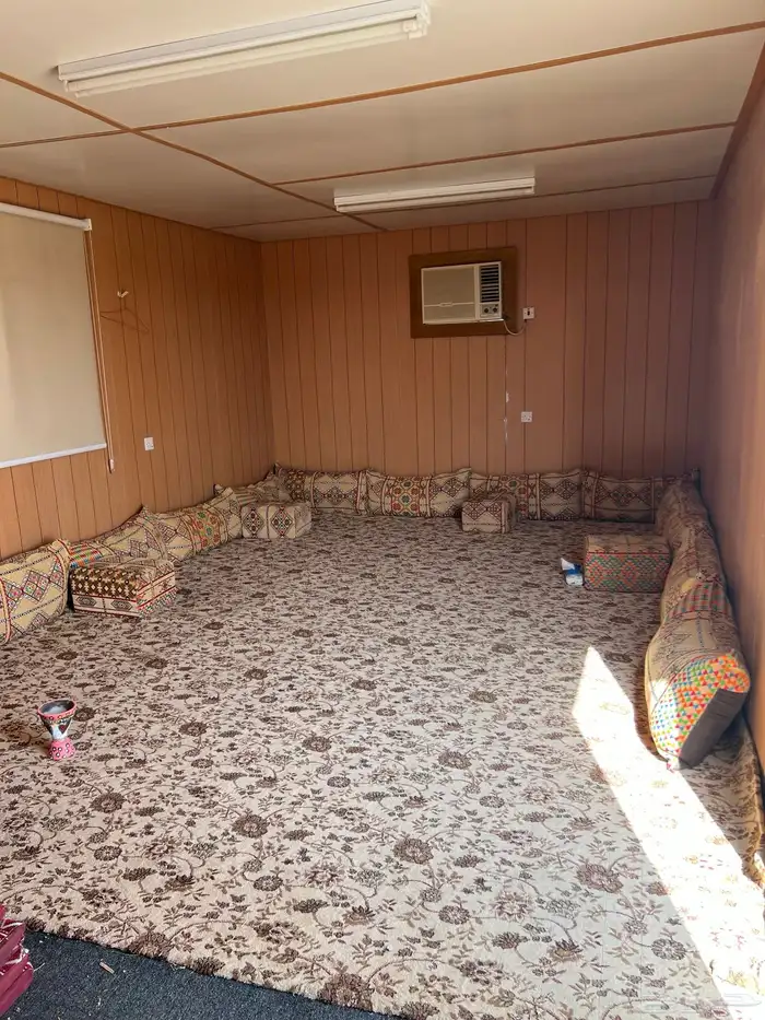 اغراض مزرعة غرفة وشبوك وغيرها 2