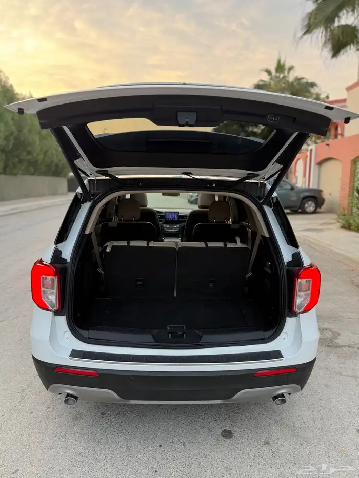 FORD EXPLORER LIMITED 2020 23