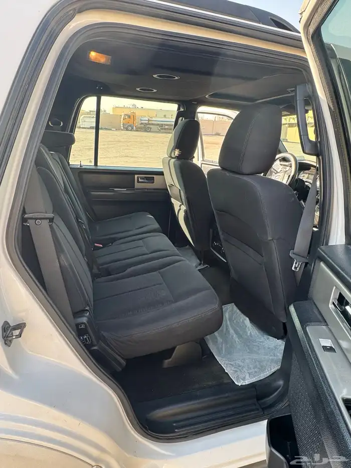 فورد كسبدشن XLT 5