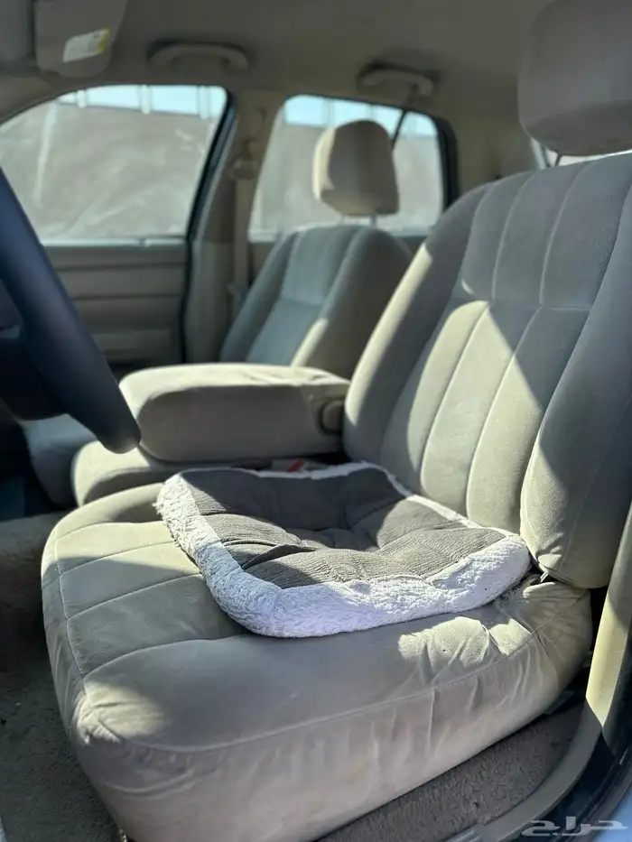 فورد فكتوريا 2006 8