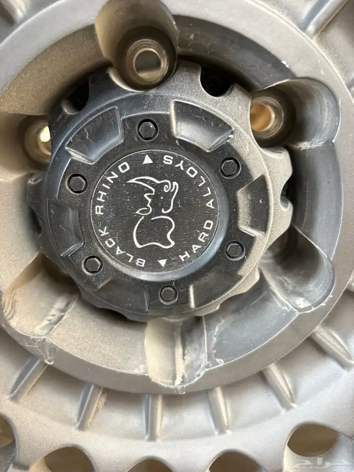 جنوط بلاك راينو مع كفرات نص حجرية   6 مسامير 5