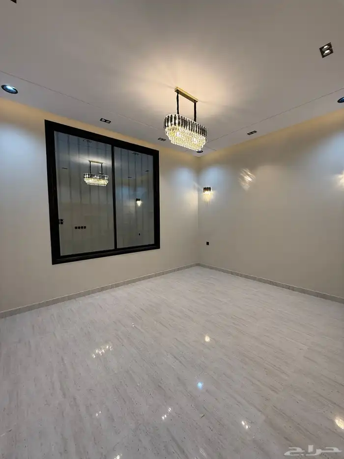 للبيع شقق علويه وارضيه بسعر صيدة بدرة الموسي ع برحه مسجد 21