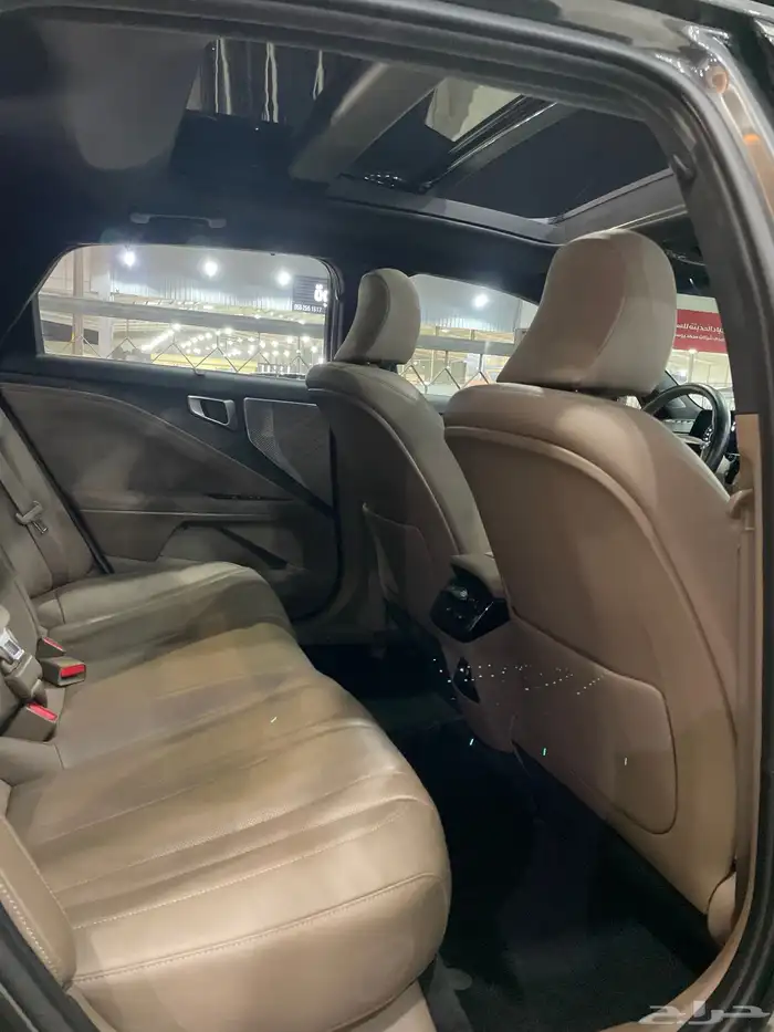 كيا كي8 موديل 2022 فل كامل 15