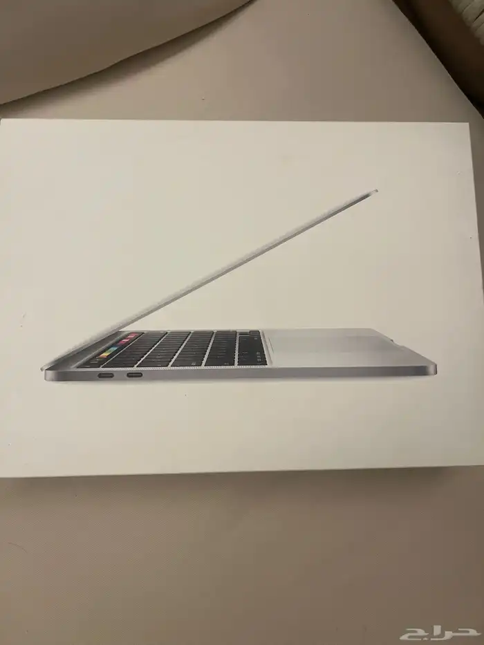 جهاز ماك بوك برو جديد ماستخدمته إلا قليل 4