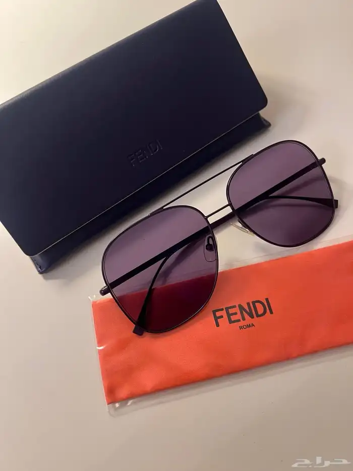 نظارة شمسية بنفسجية للجنسين من اوربا 1