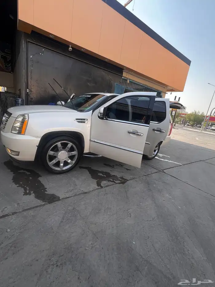 كاديلاك اسكاليد 2007 للبيع 13