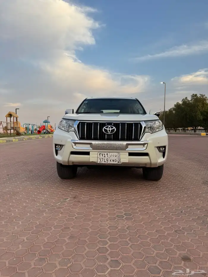 برادو 2018 فطيمي فل كامل فتحة دفلوك ثلاجة نظيف جدا 7