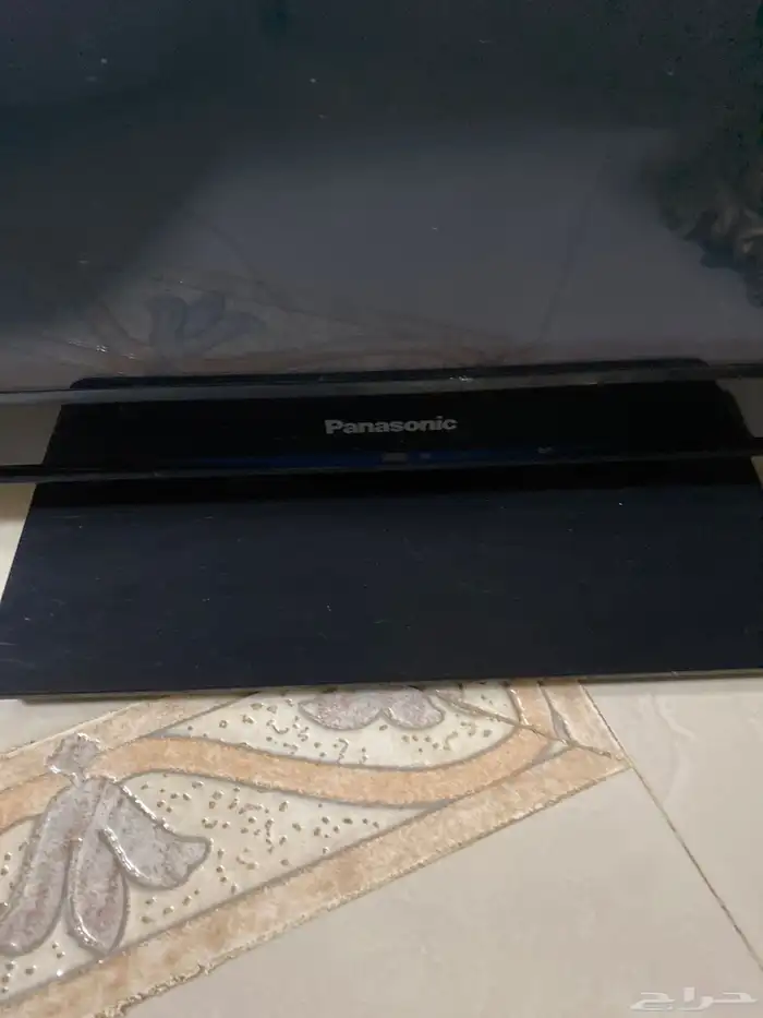 شاشة مكسوره الي يبي ياخذه اغراضه الداخلية 0