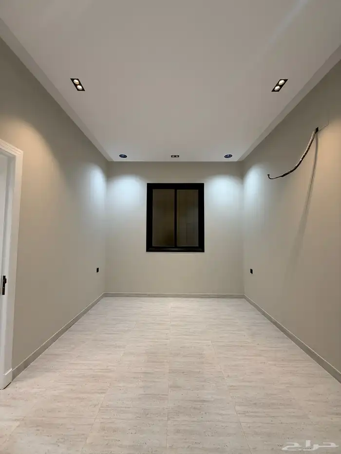 للبيع شقق علويه وارضيه بسعر صيدة بدرة الموسي ع برحه مسجد 47