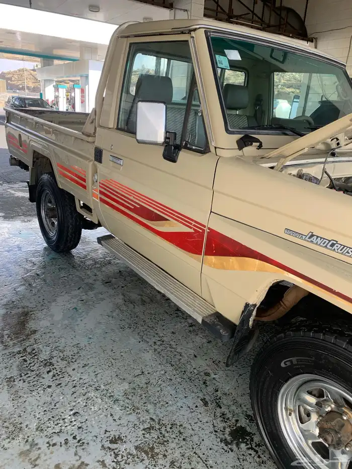 شاص 98 نظيف ماشي 284 حقيقي انا ثاني مستخدم من الوالد 1