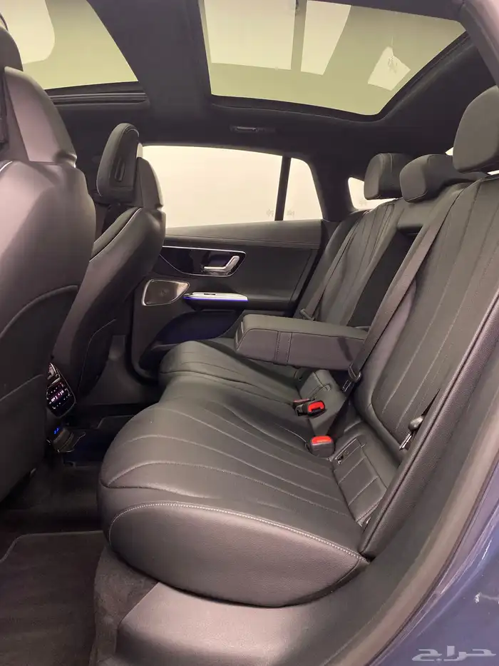 مرسيدس EQE300 13