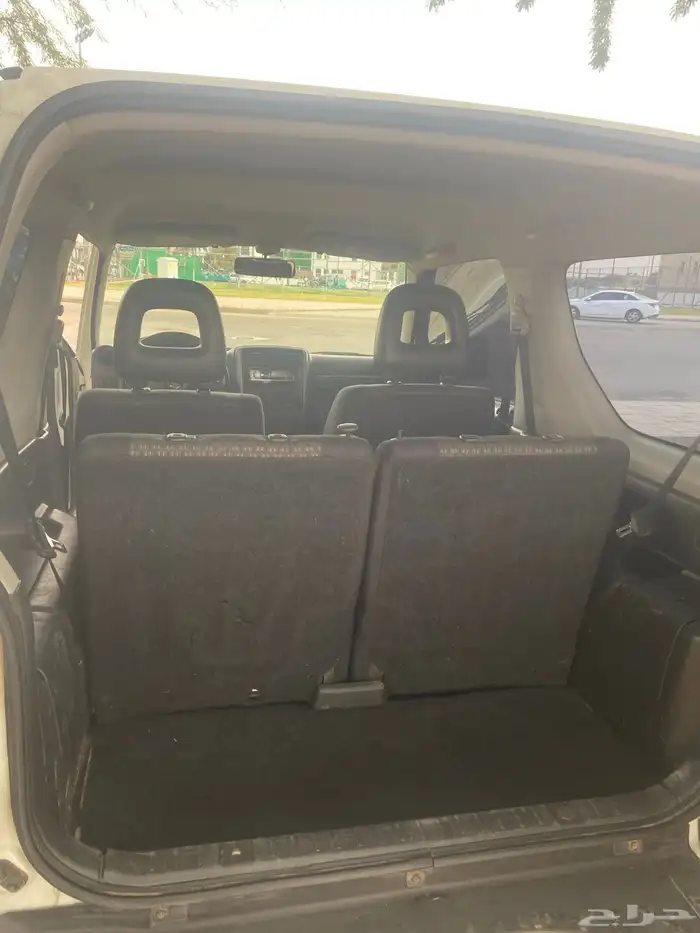 سوزوكي جمني 2011 نظيف جدا 6