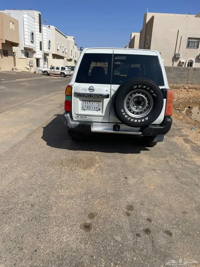 جيب نيسان موديل 2006 3