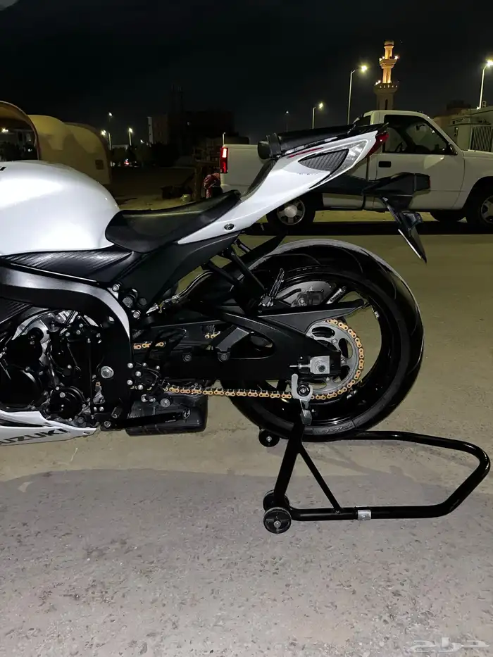 دباب سوزوكي 750 2