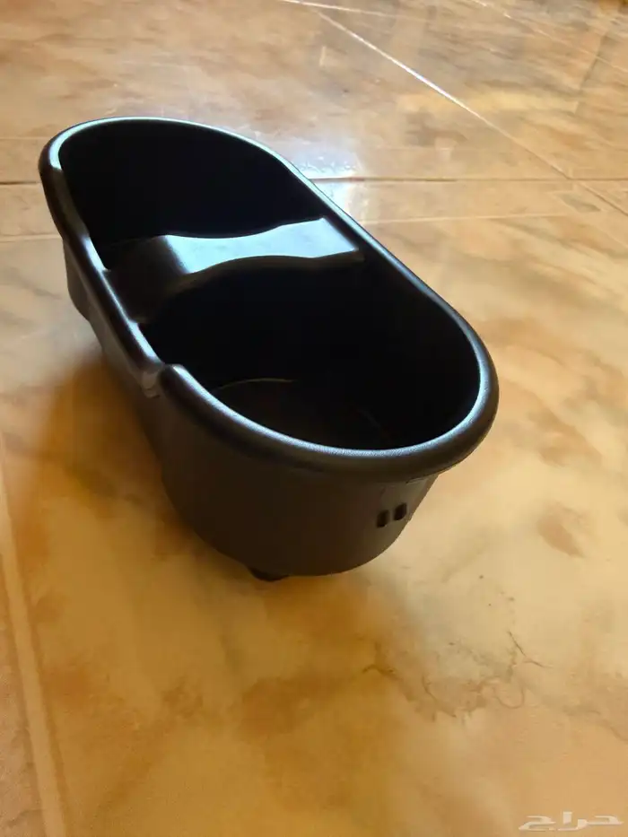 قاعدة اكواب لاندكروزر 3