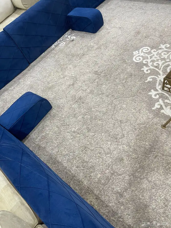 جلسة كنب ارضيه 4في 5 1