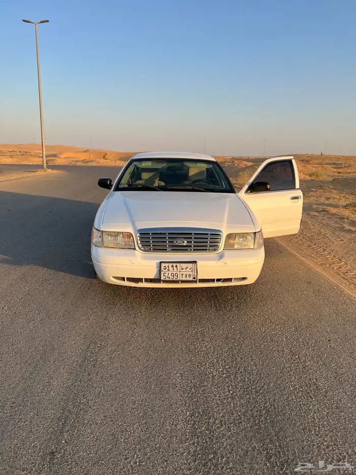 فورد فكتوريا للبيع 2011 4