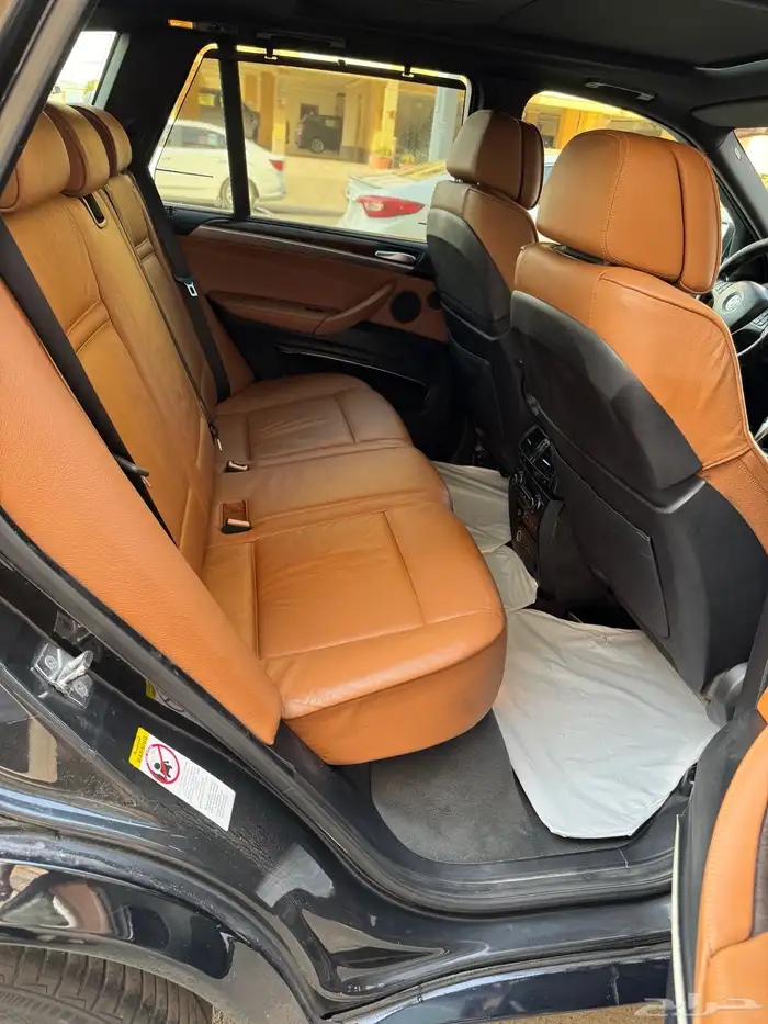 للبيع بي ام دبليو X5 ممشى قليل موديل 2009 11