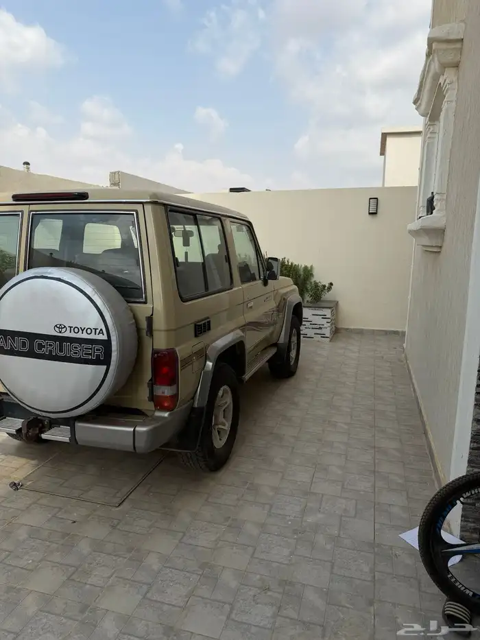 جيب ربع 2014 نظيف جدا  مشروط كامل 0