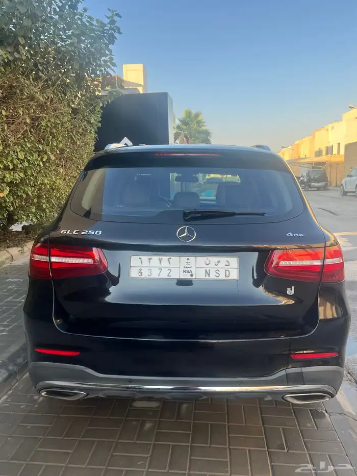 سيارة مرسيدس glc250 6