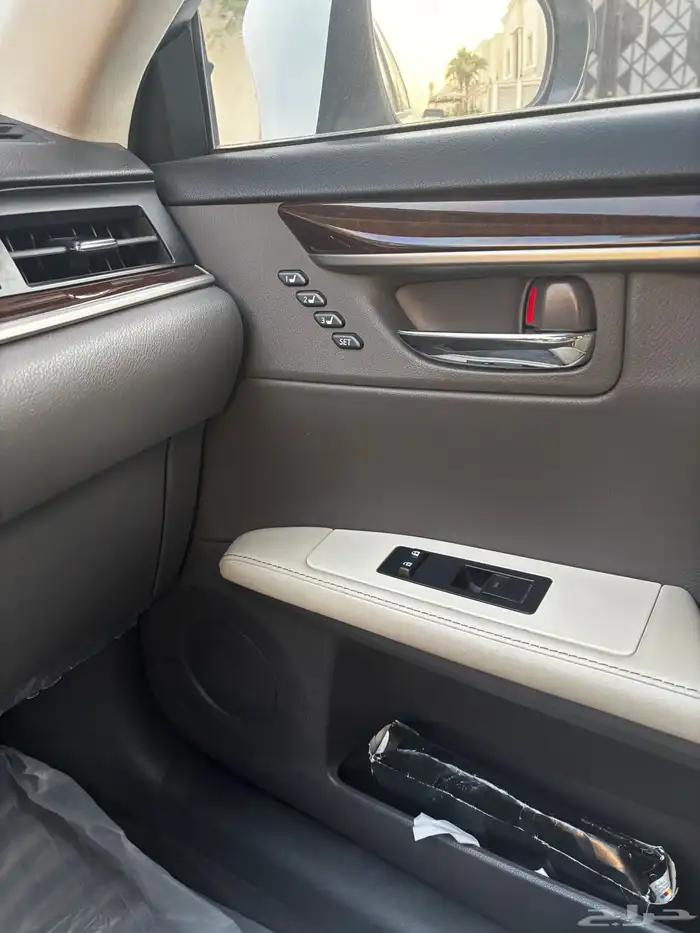 لكزس ES350 شبه مخزن 9