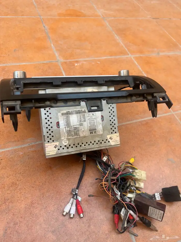 للبيع مسجل كامري كامل شغال وبعض الأحيان يعلق لكن أموره تما 2