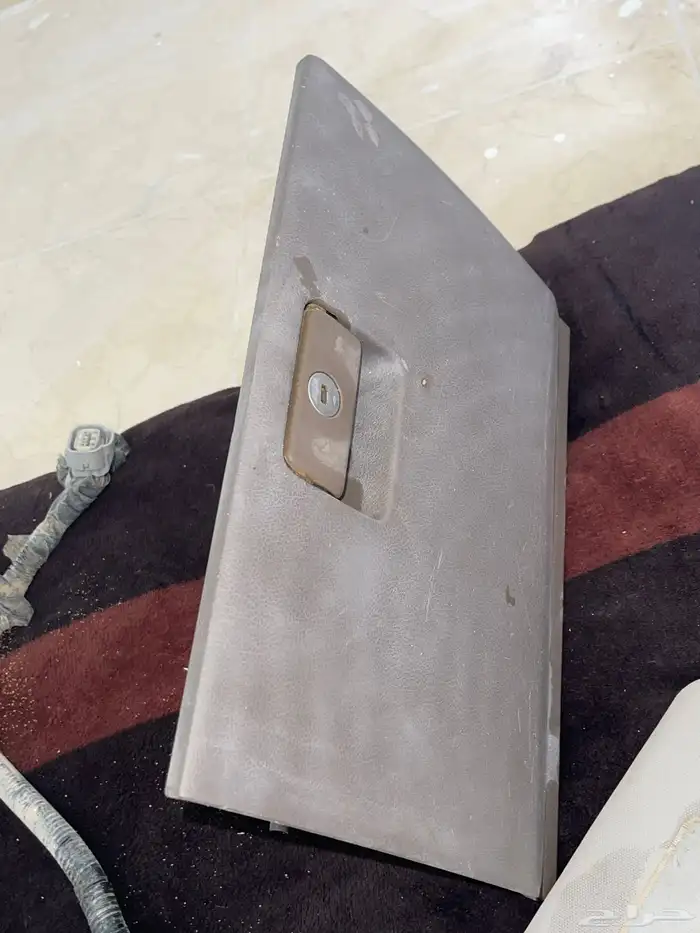 يوجد ترنس علي طفايه واغراض جيب من ديكور ومن درج وثلاجه 21