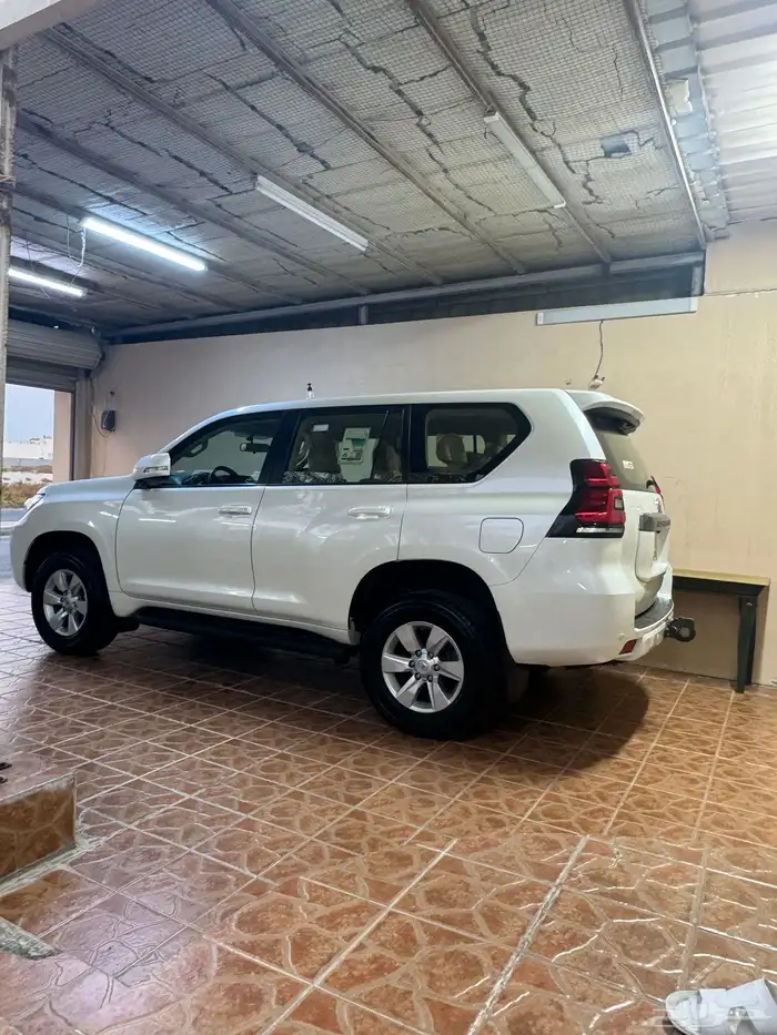 برادو 2023 سعودي سته سرندل مخزن 1