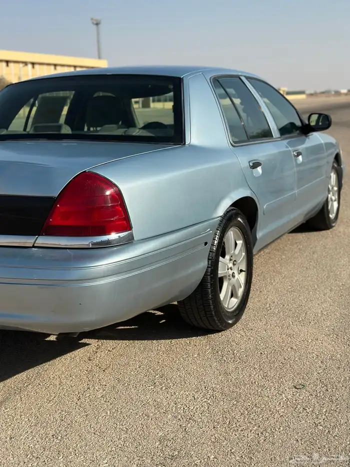 فورد فكتوريا 2006 5