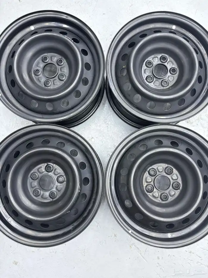 جنوط كورولا مقاس 15 اصلي بلد 2025 جديد اصفار مع طيس الوكاله 4