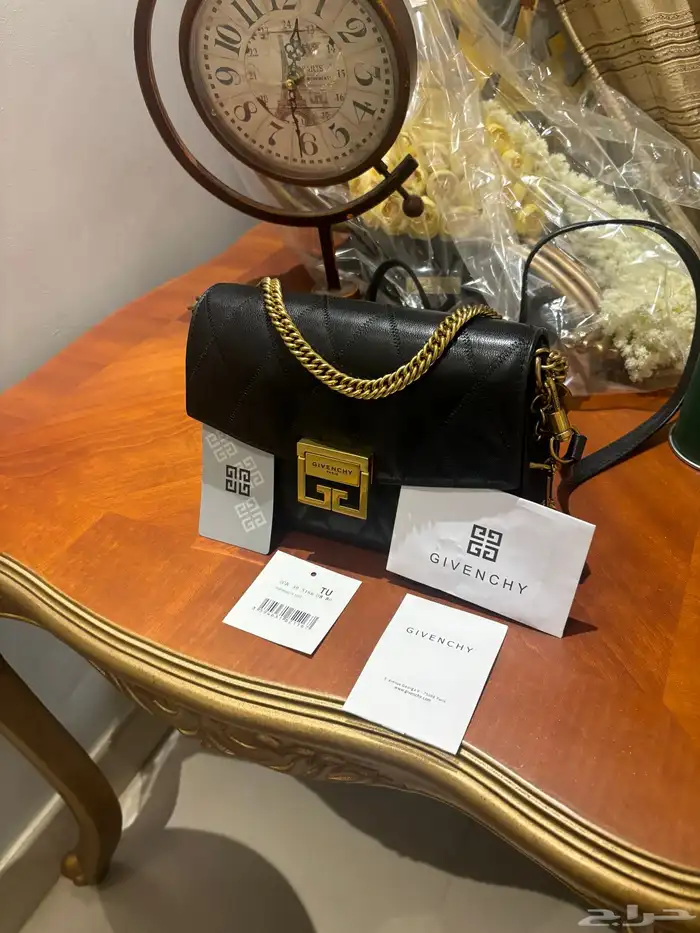 شنطة شانيل و جيفنشي أصلية 3