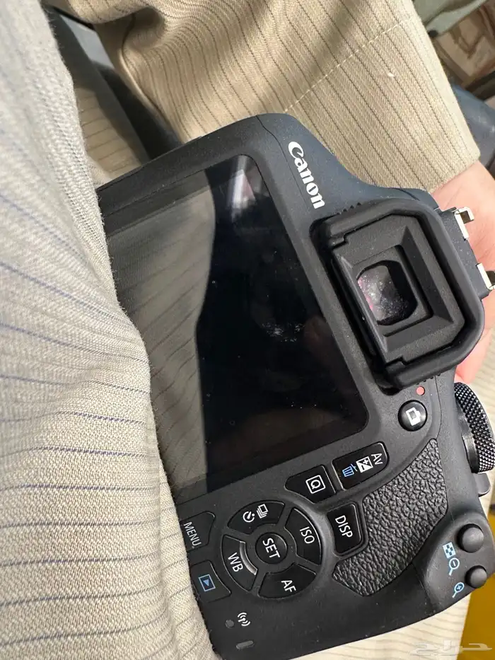 كاميرا كانون 2000D شاملة الشنطة ومستلزماتها 0