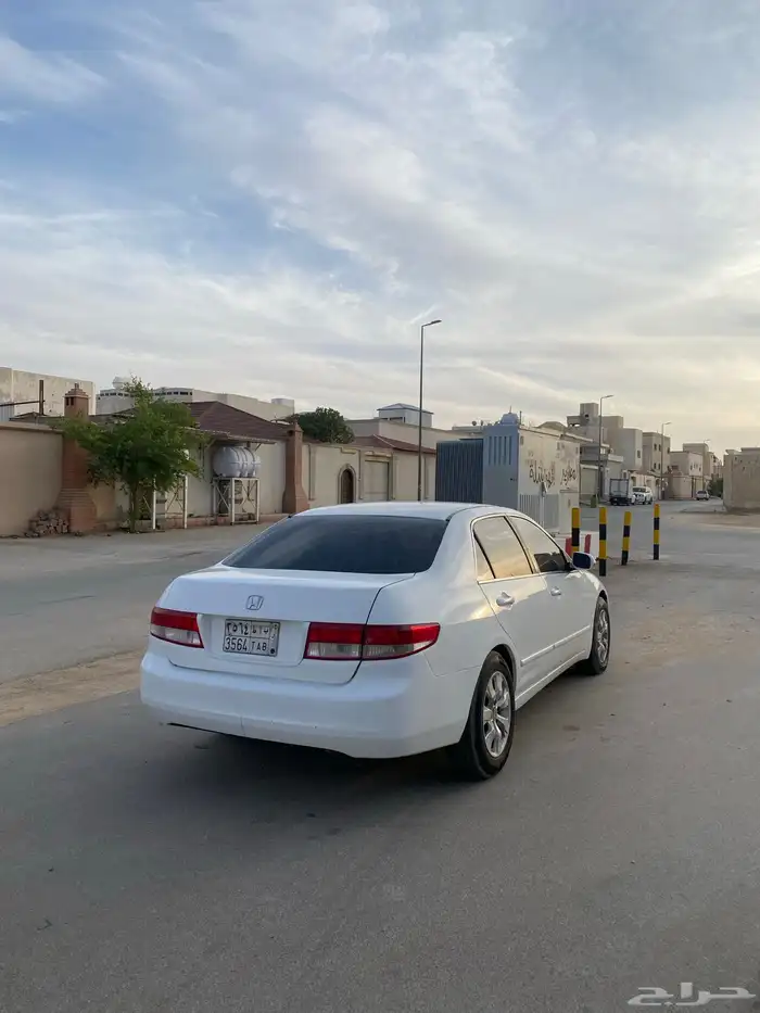 هوندا اكورد 1