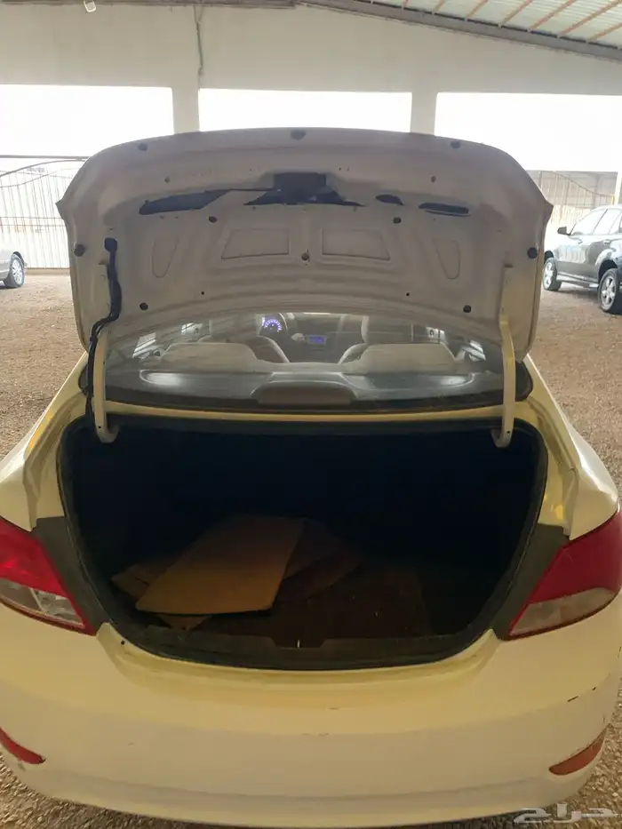 للبيع هيونداي اكسنت 2016 22