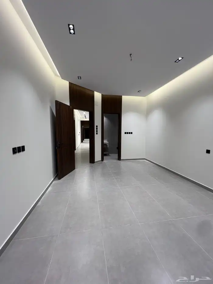 شقق فاخرة بحي الراقي ع شارع 20 شرقي تشطيب vip ب 550 الف 30